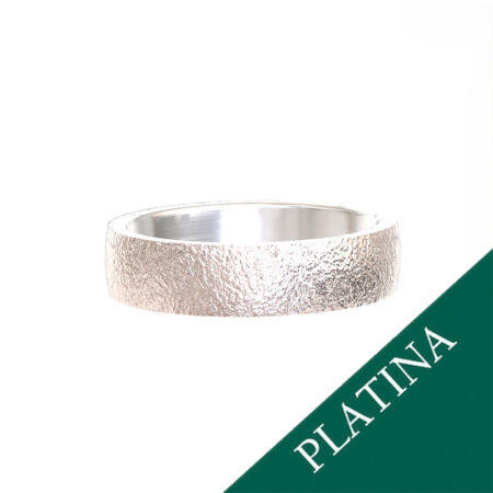 Laakea hiekkamattapintainen platina-kihlasormus